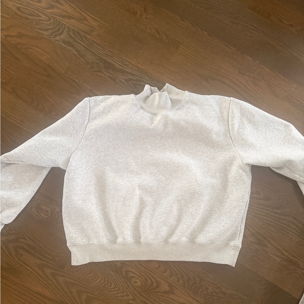 PARKE Classic Mock Neck Sweatshirt - Light Gray